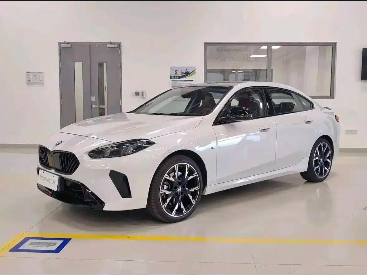 2025 BMW 2 Series 225L M Sport Shadow Edition — миниатюра 1