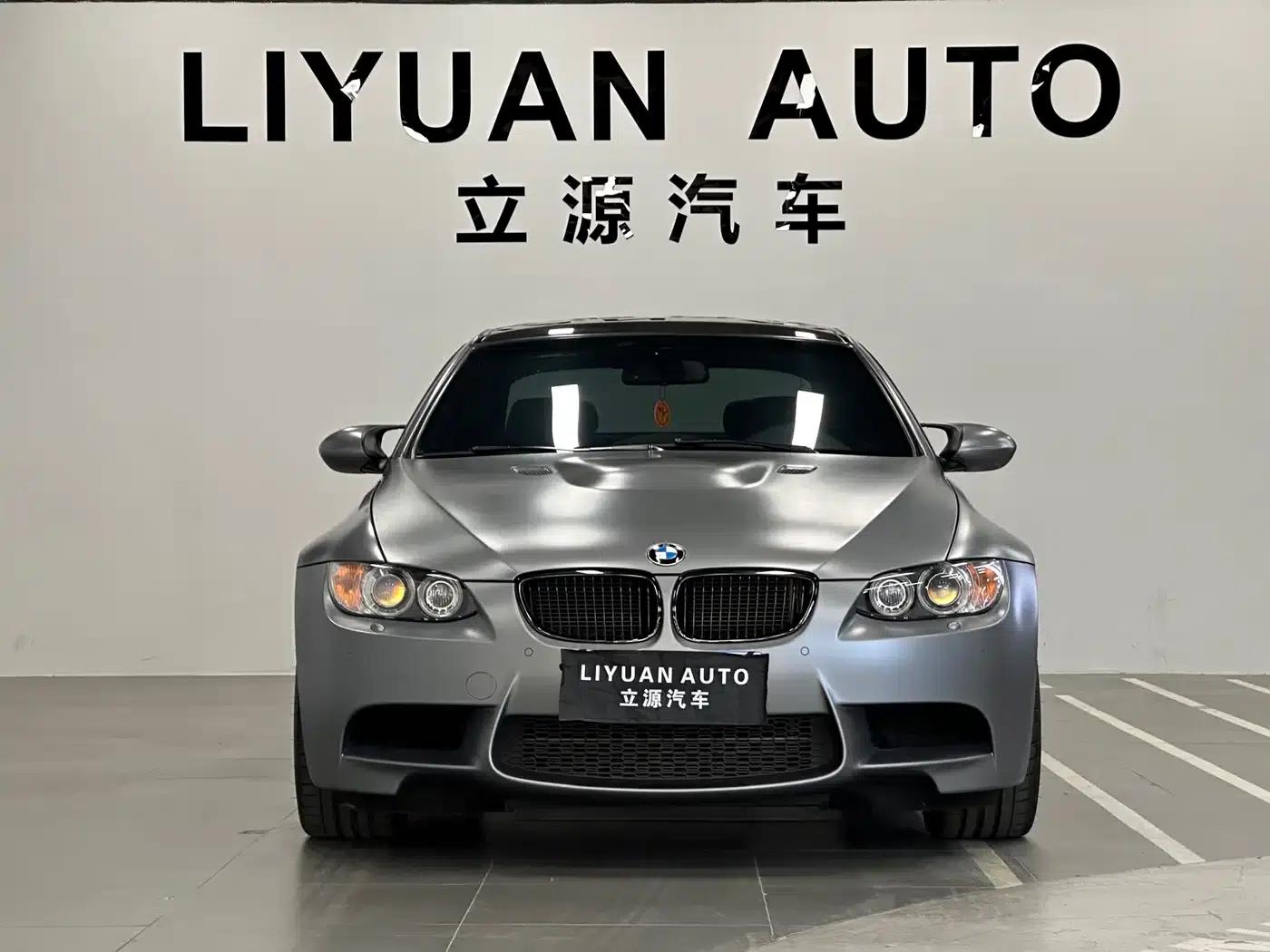 2011 BMW M3 Coupe Matte Finish — миниатюра 2