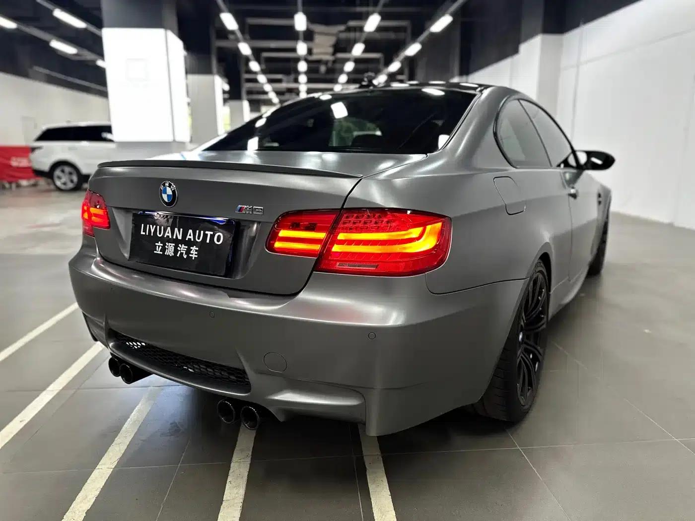 2011 BMW M3 Coupe Matte Finish — миниатюра 17