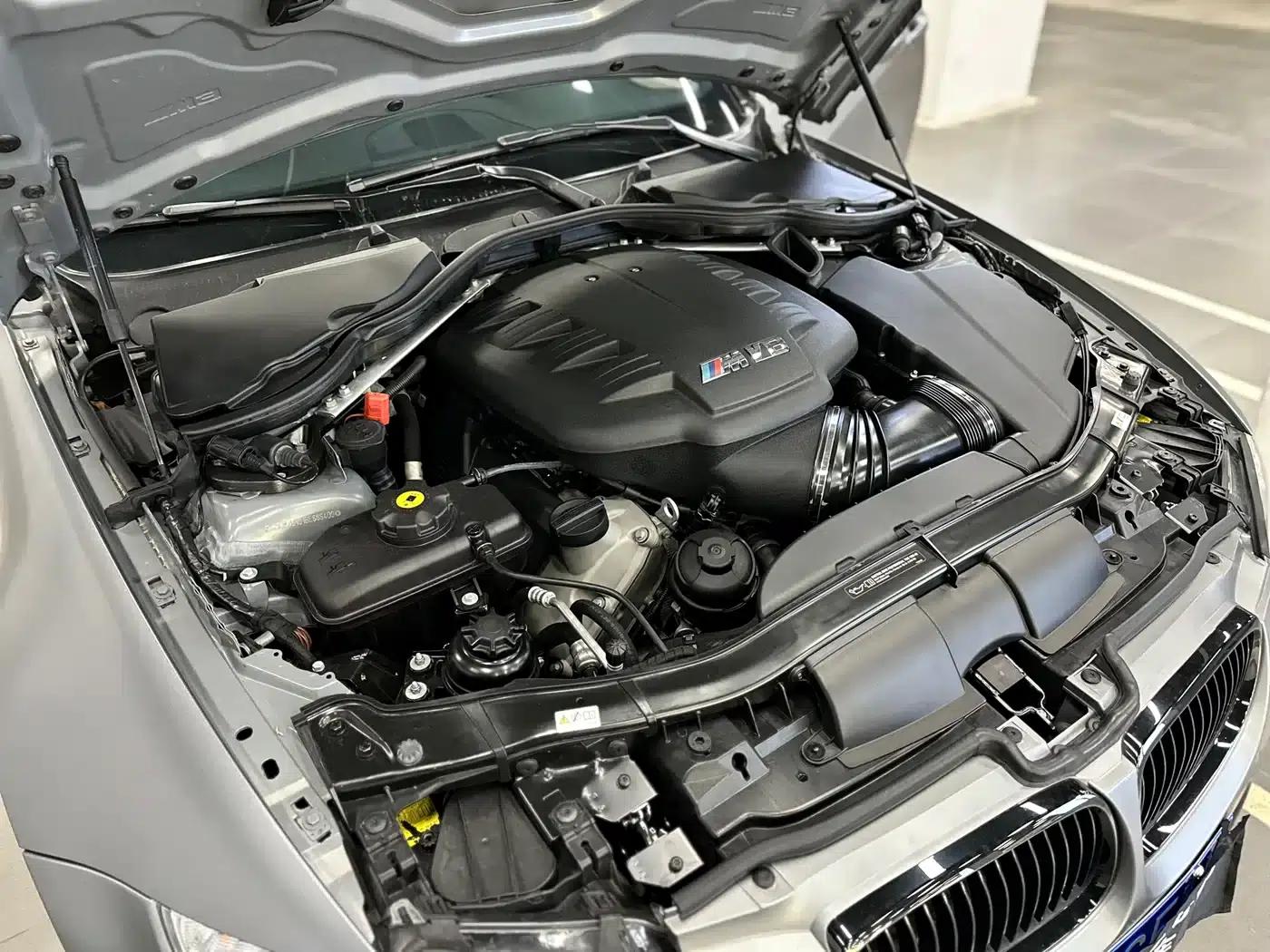 2011 BMW M3 Coupe Matte Finish — миниатюра 10