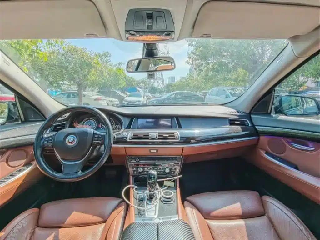 2013 BMW 5 Series GT 535i xDrive Luxury — миниатюра 5