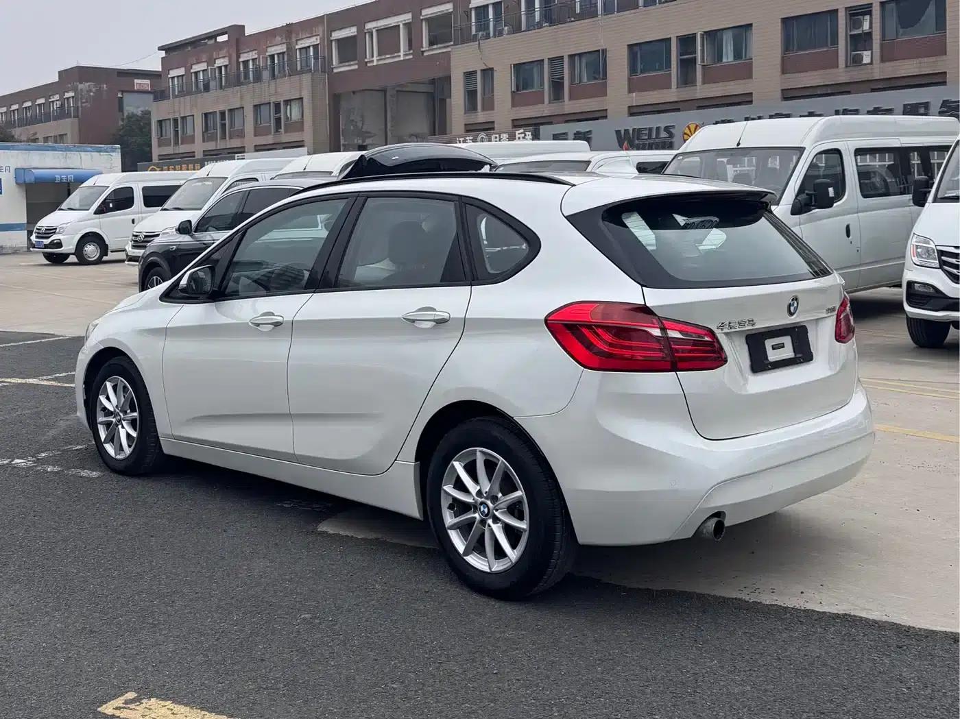 2018 BMW 2 Series Gran Tourer 218i Fashion Edition — миниатюра 6
