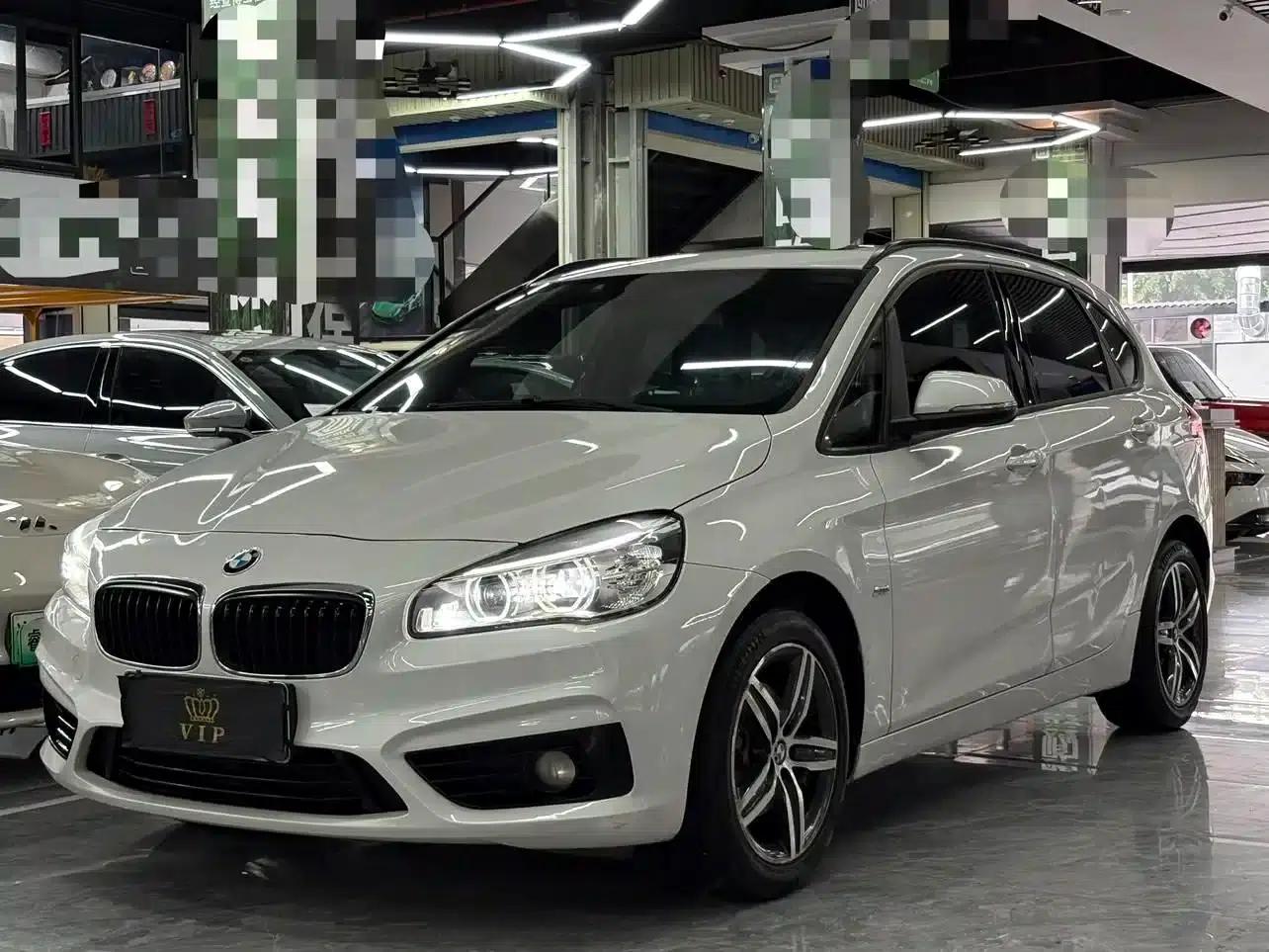 2016 BMW 2 Series Gran Tourer 218i Sport Design Package — миниатюра 1