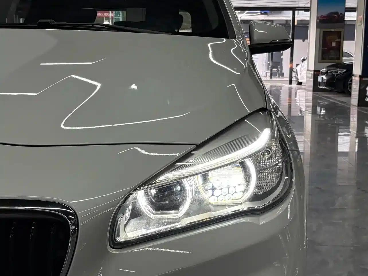 2016 BMW 2 Series Gran Tourer 218i Sport Design Package — миниатюра 12