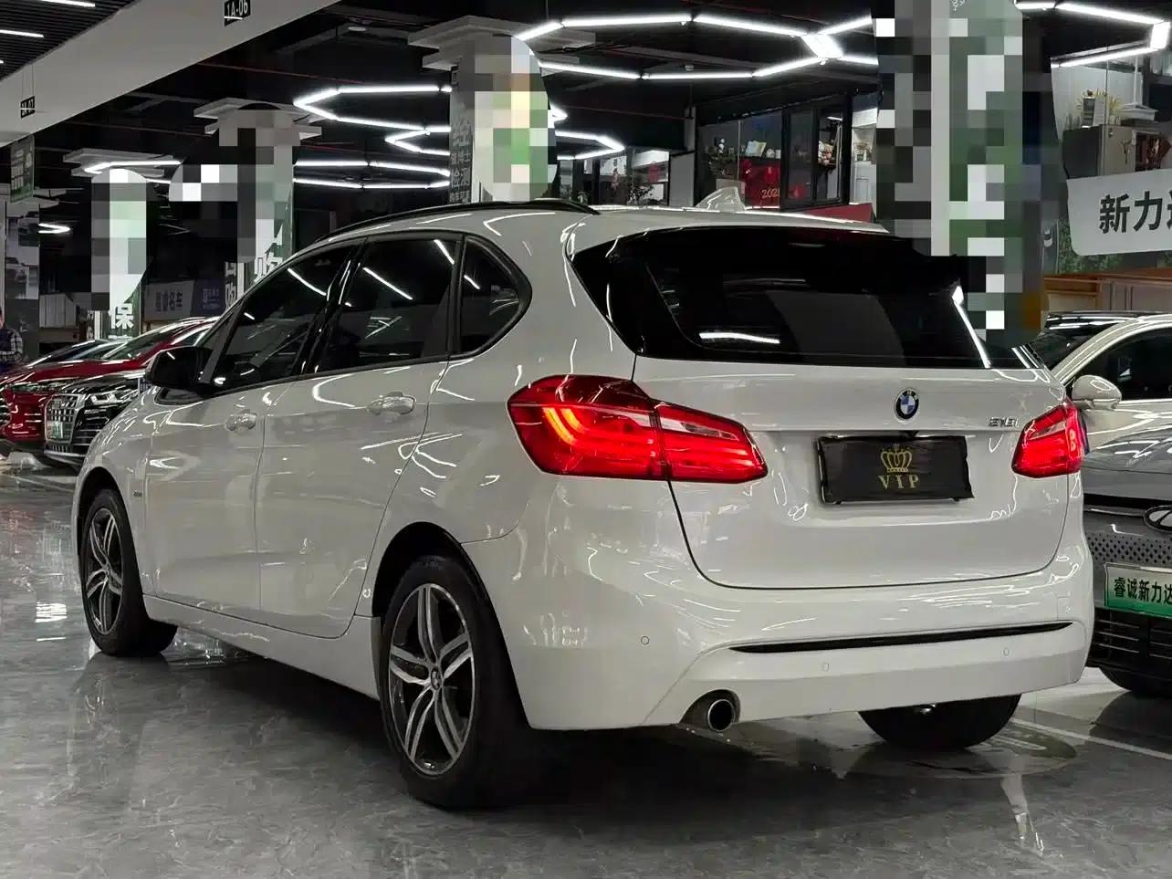 2016 BMW 2 Series Gran Tourer 218i Sport Design Package — миниатюра 3