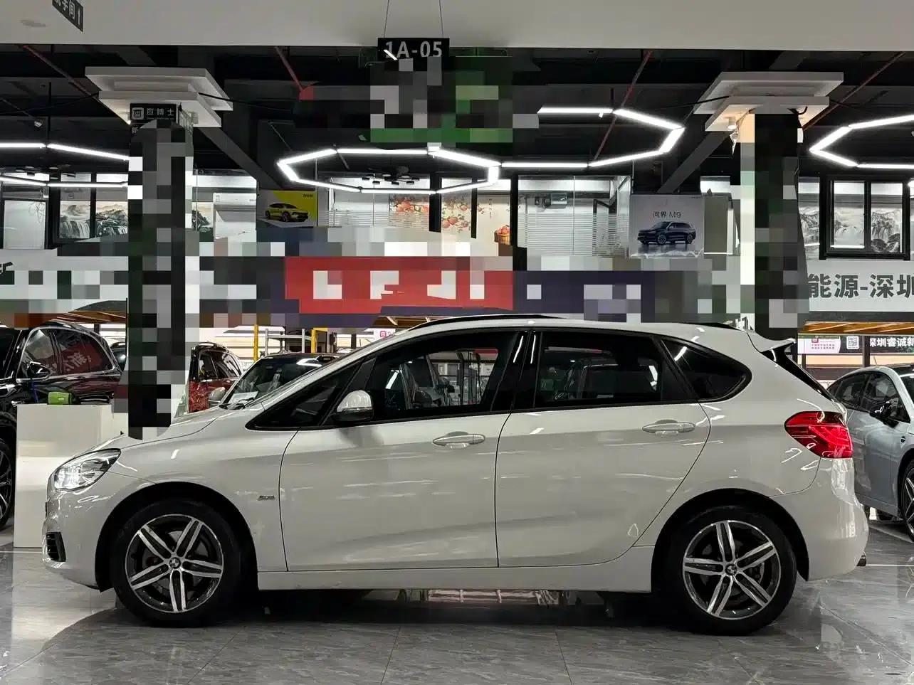 2016 BMW 2 Series Gran Tourer 218i Sport Design Package — миниатюра 4