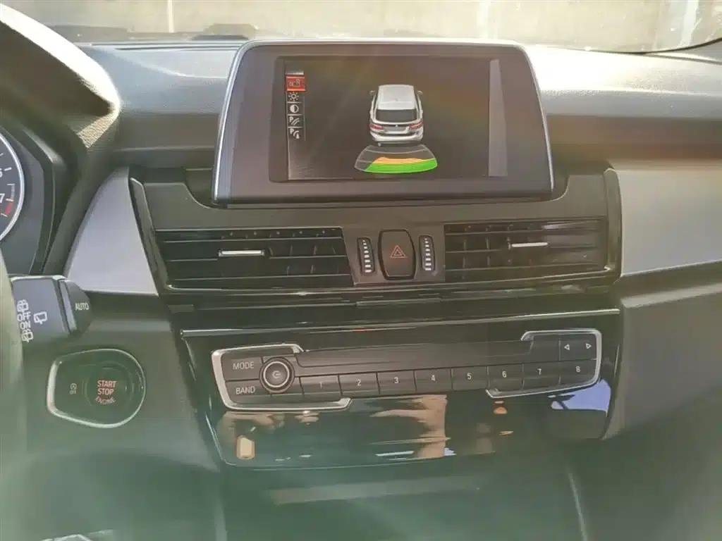 2016 BMW 2 Series Gran Tourer 218i Fashion Edition — миниатюра 13