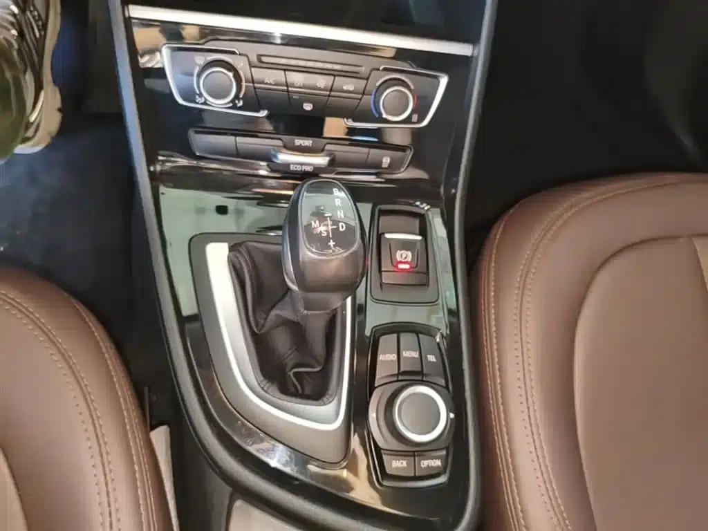 2016 BMW 2 Series Gran Tourer 218i Fashion Edition — миниатюра 14