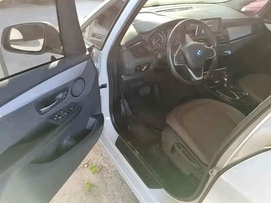 2016 BMW 2 Series Gran Tourer 218i Fashion Edition — миниатюра 16