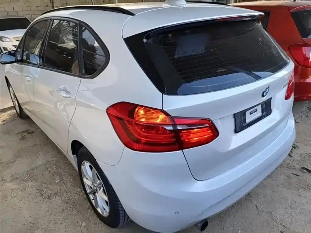 2016 BMW 2 Series Gran Tourer 218i Fashion Edition — миниатюра 5