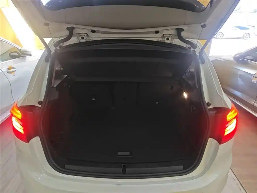2016 BMW 2 Series Gran Tourer 218i Sport Design Package — миниатюра 19