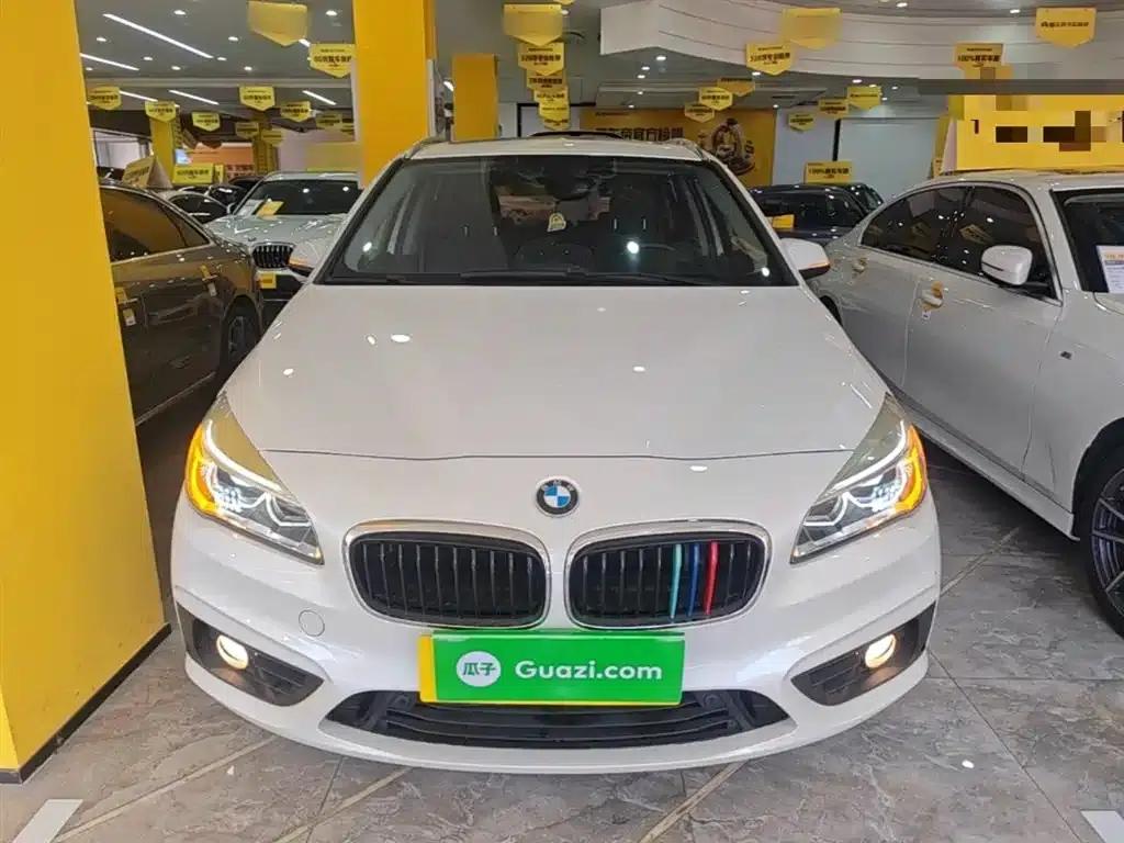 2016 BMW 2 Series Gran Tourer 218i Sport Design Package — миниатюра 3