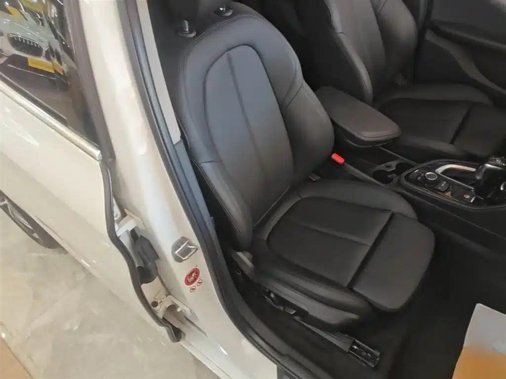 2016 BMW 2 Series Gran Tourer 218i Sport Design Package — миниатюра 25