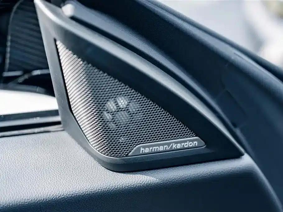 2023 BMW M2 — миниатюра 19