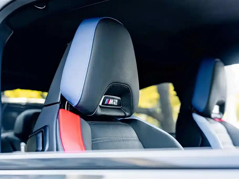 2023 BMW M2 — миниатюра 23