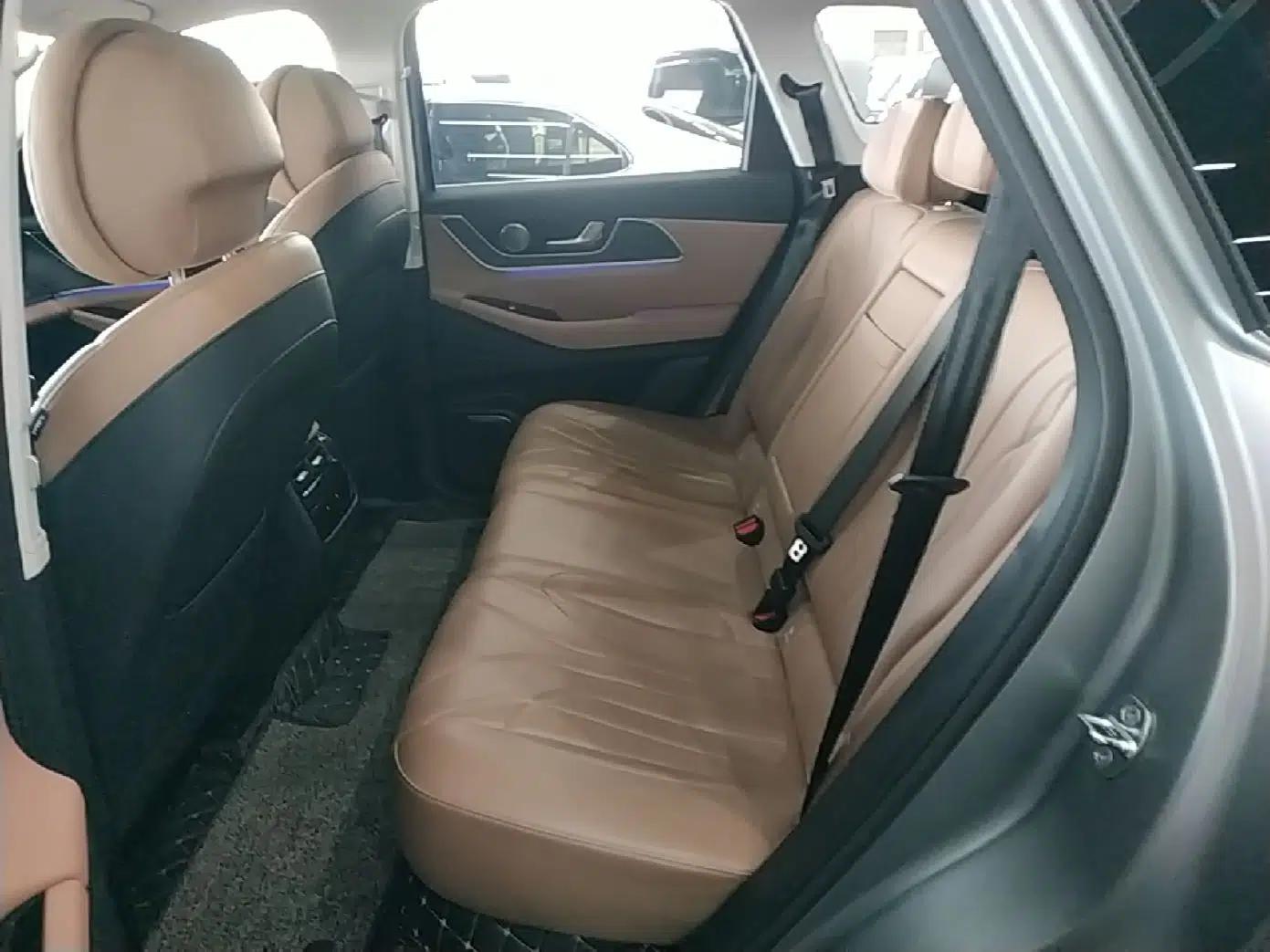 Chery Tiggo 8 L 2024 2.0T Two-Wheel Drive Prestige Version 5 Seats — миниатюра 20
