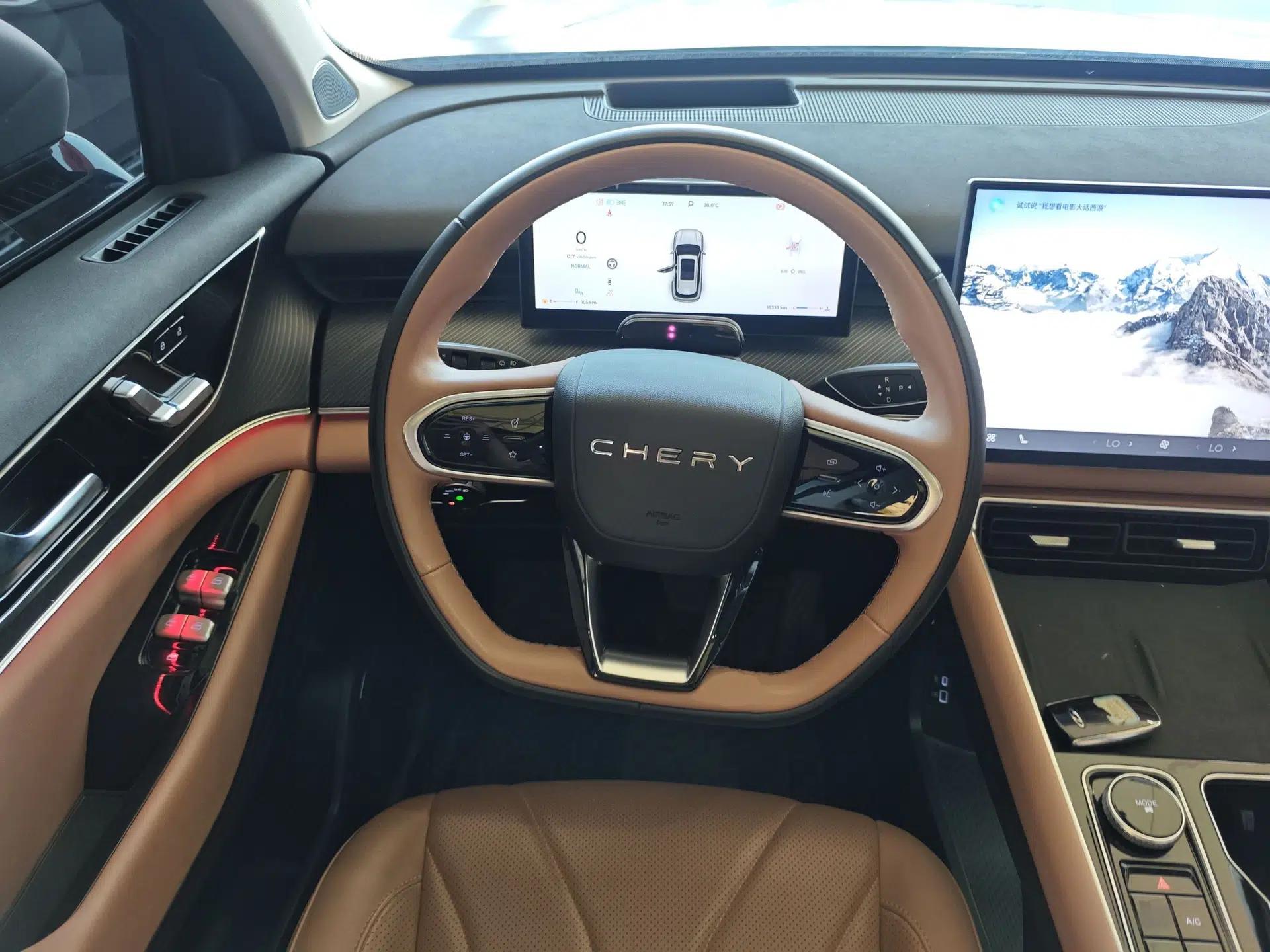 Chery Tiggo 8 L 2024 2.0T Two-Wheel Drive Prestige Version 5 Seats — миниатюра 14