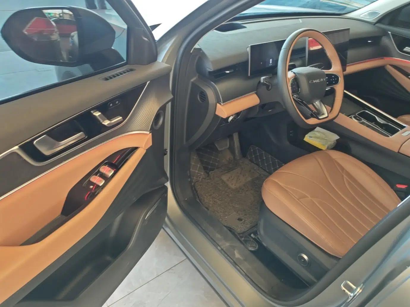 Chery Tiggo 8 L 2024 2.0T Two-Wheel Drive Prestige Version 5 Seats — миниатюра 19