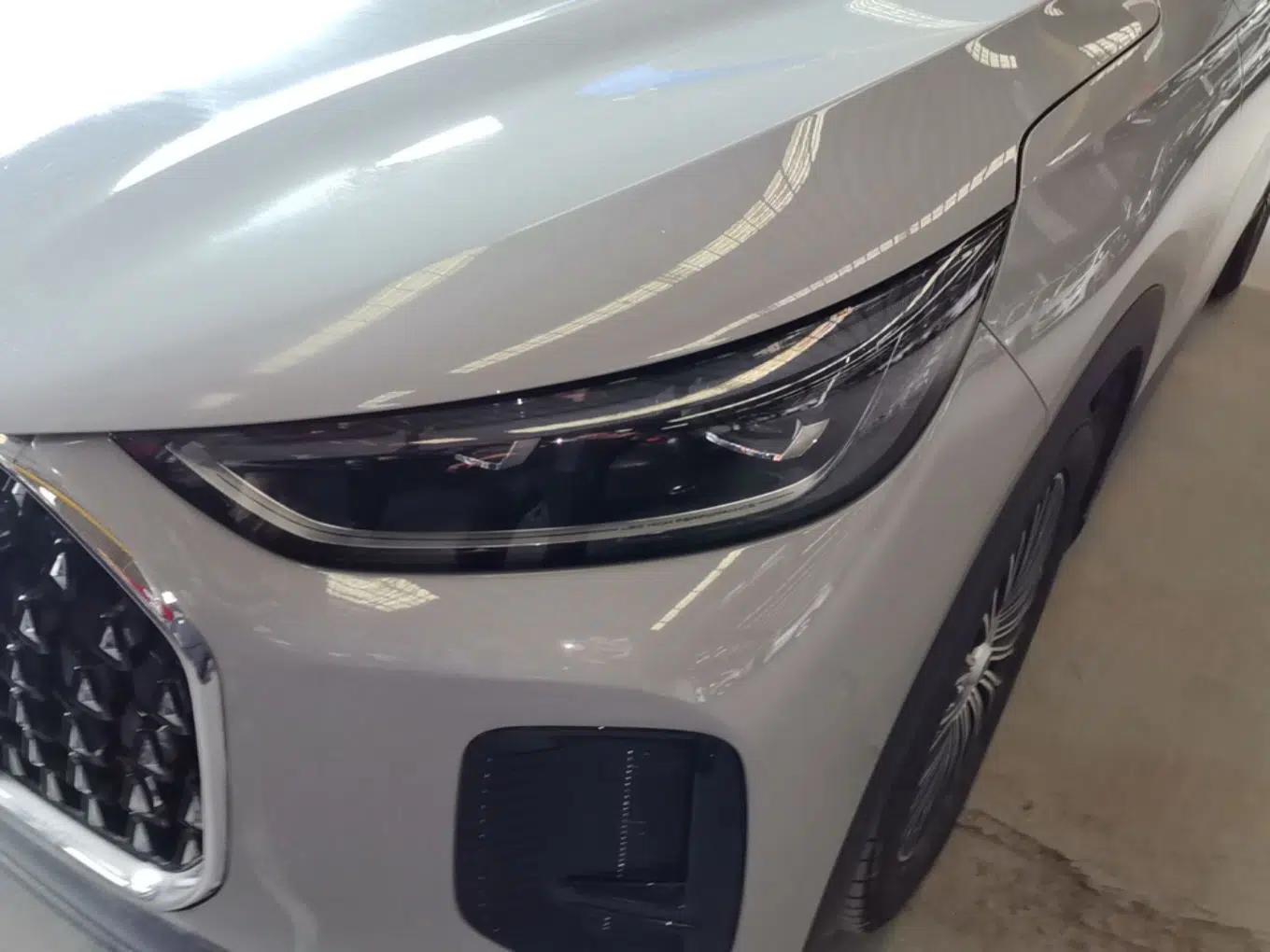 Chery Tiggo 8 L 2024 2.0T Two-Wheel Drive Luxury Edition 5 Seats — миниатюра 2