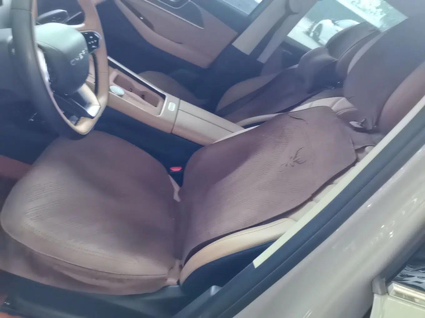 Chery Tiggo 8 L 2024 2.0T Two-Wheel Drive Luxury Edition 5 Seats — миниатюра 17