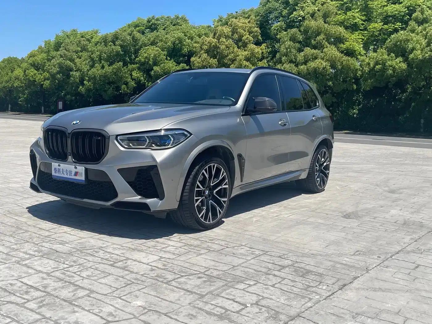 2022 BMW X5 M — миниатюра 2