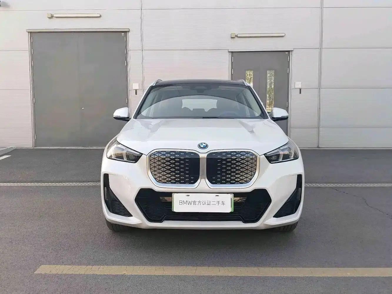 BMW iX1 2025 eDrive25L M Sport Package — миниатюра 2