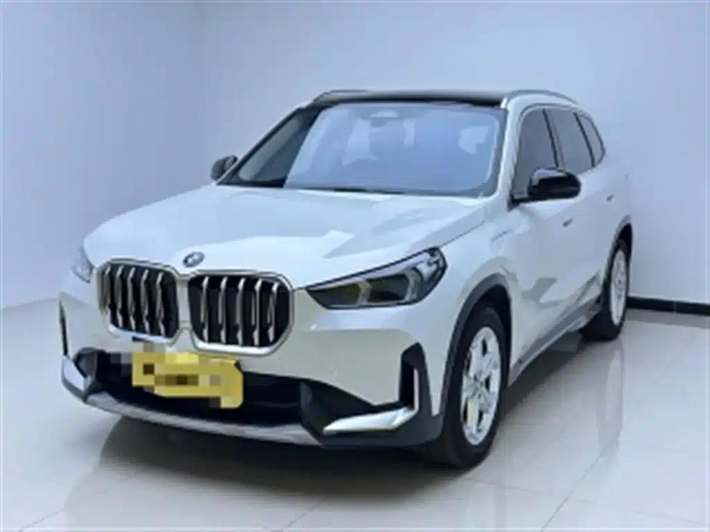 BMW iX1 2025 eDrive25L X Design Package — миниатюра 1