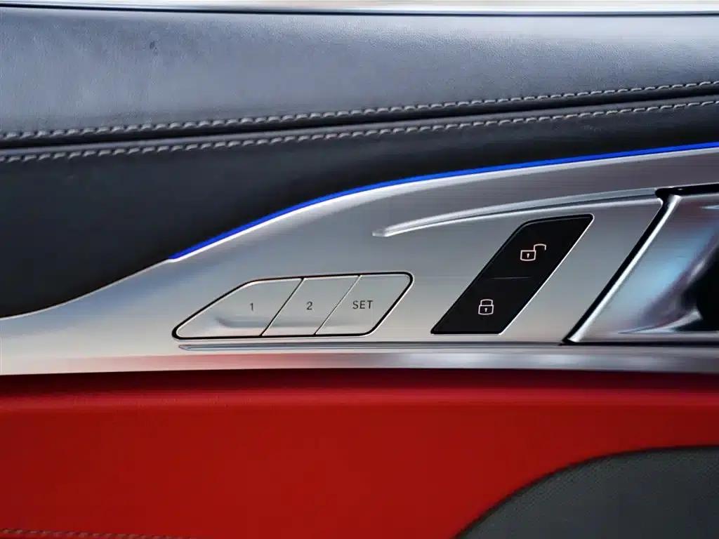 2022 BMW 8 Series 840i Gran Coupe M Sport Package — миниатюра 32