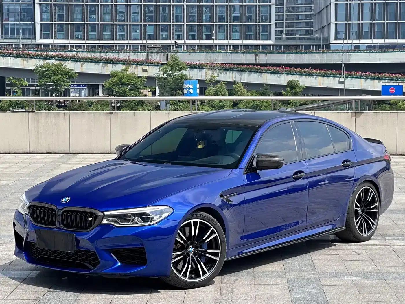 2018 BMW M5 — миниатюра 1