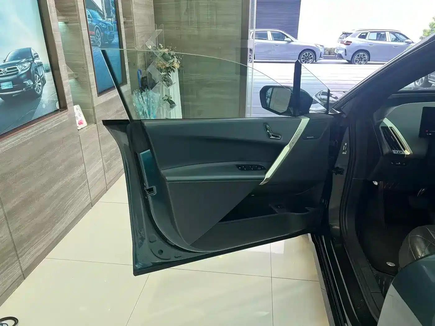 BMW iX 2022 xDrive40 — миниатюра 11