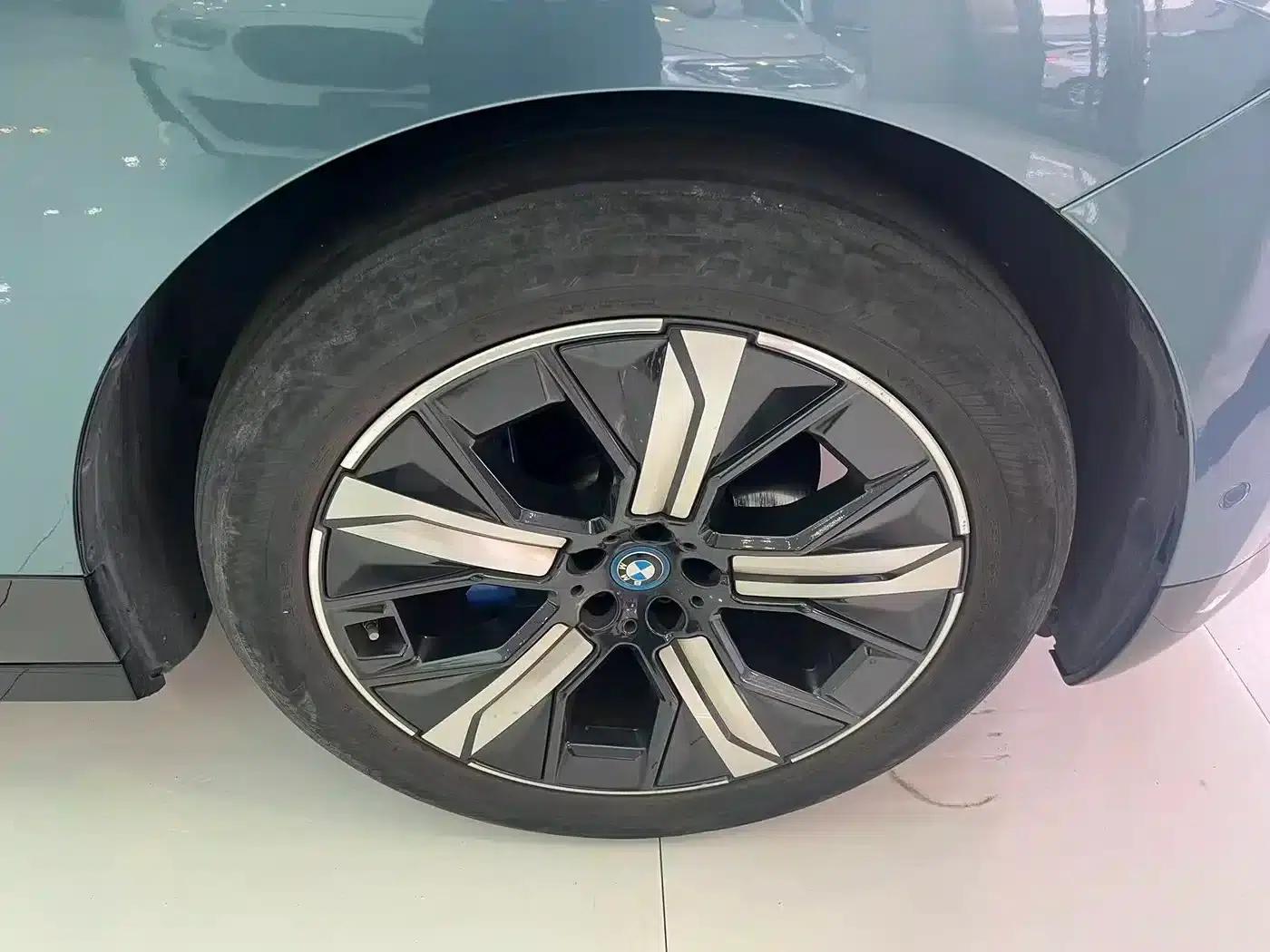 BMW iX 2022 xDrive40 — миниатюра 7