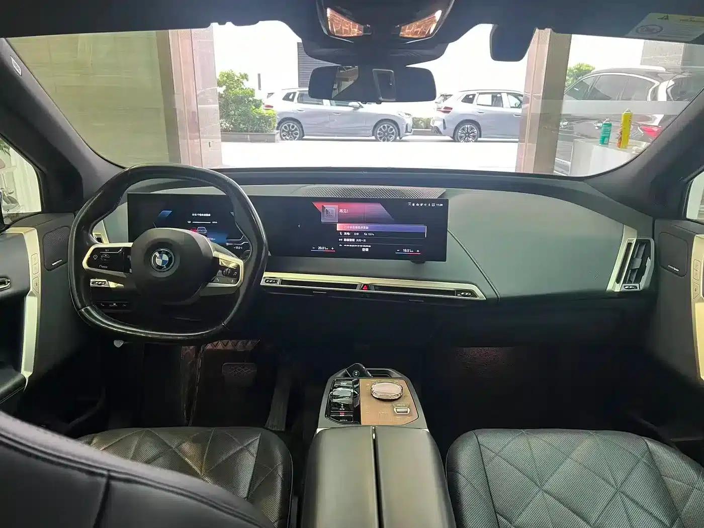 BMW iX 2022 xDrive40 — миниатюра 9