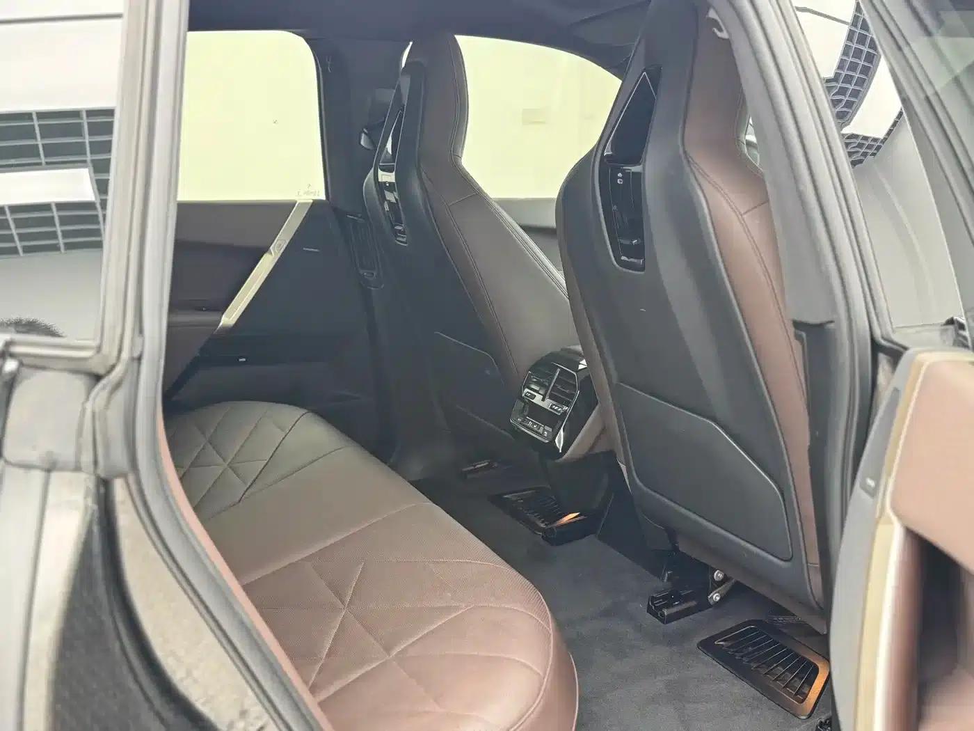 BMW iX 2023 Facelift xDrive40 — миниатюра 18