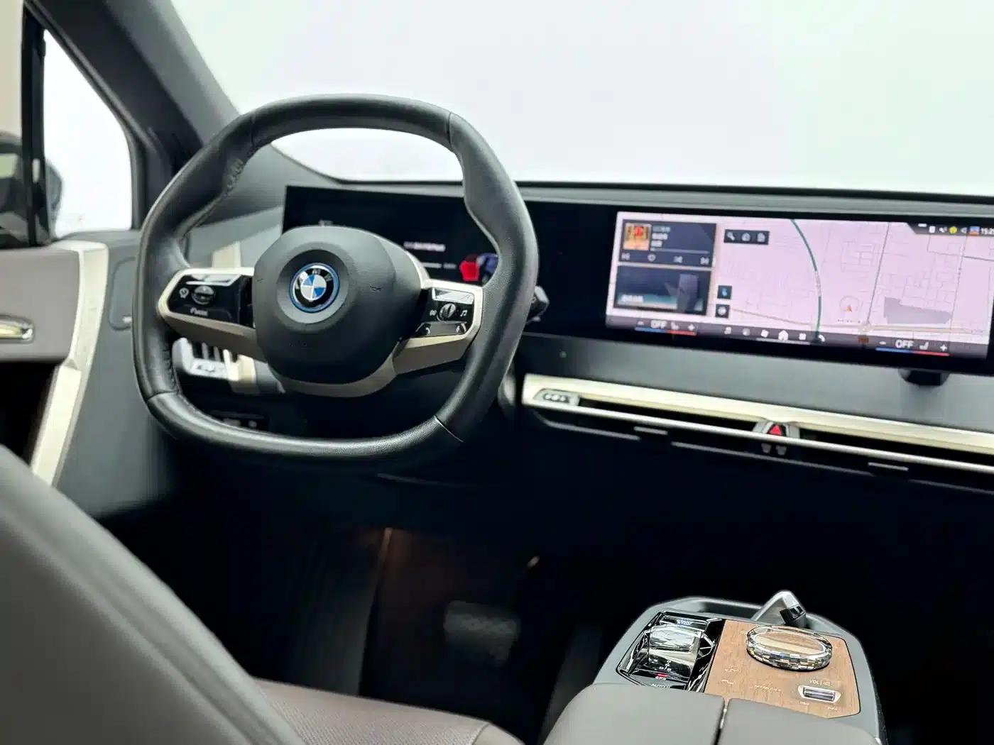 BMW iX 2023 Facelift xDrive40 — миниатюра 23