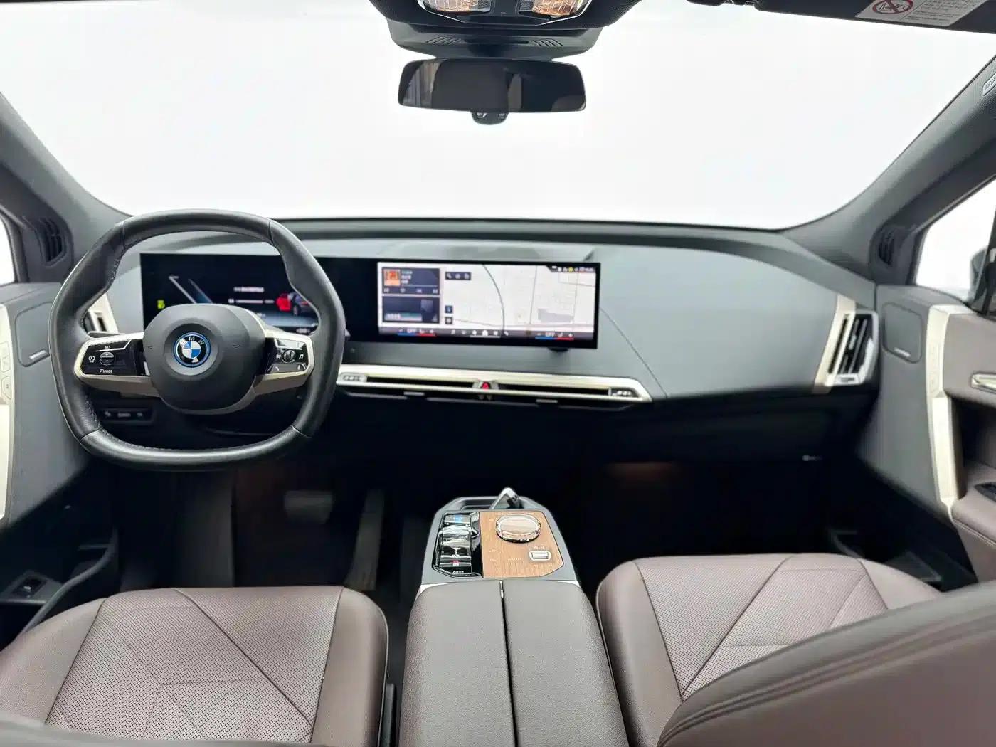 BMW iX 2023 Facelift xDrive40 — миниатюра 8