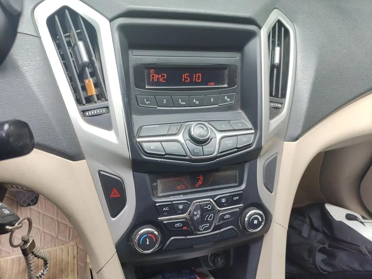 Chery Arrizo 7 2015 1.5T Manual Zhi Ling Edition — миниатюра 14