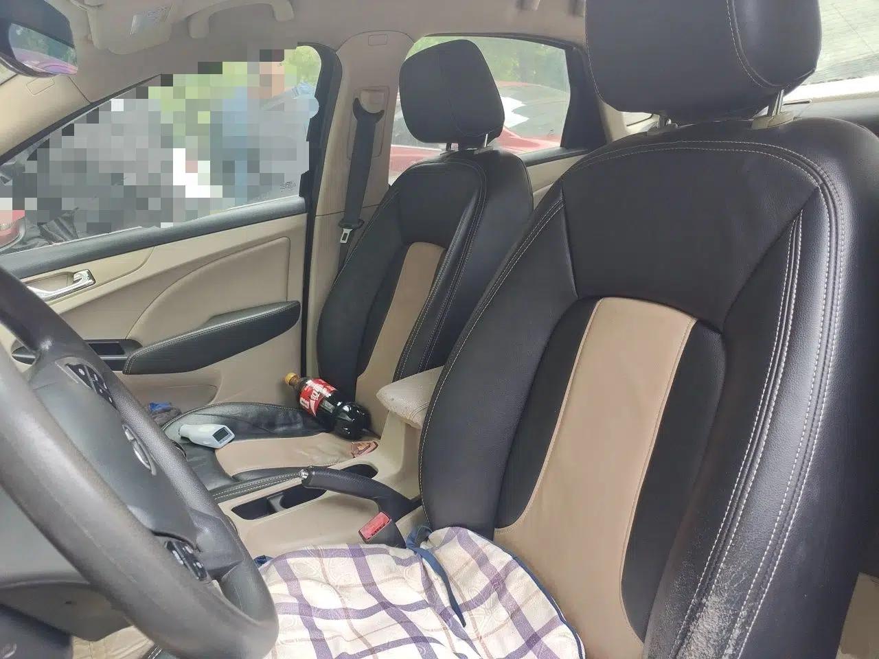Chery Arrizo 7 2015 1.5T Manual Zhi Ling Edition — миниатюра 16