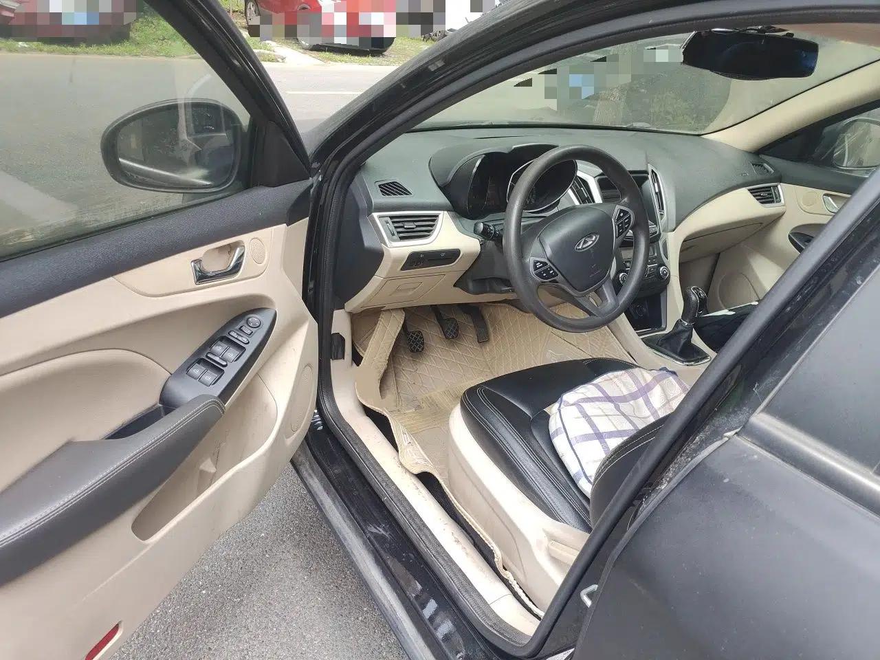 Chery Arrizo 7 2015 1.5T Manual Zhi Ling Edition — миниатюра 17