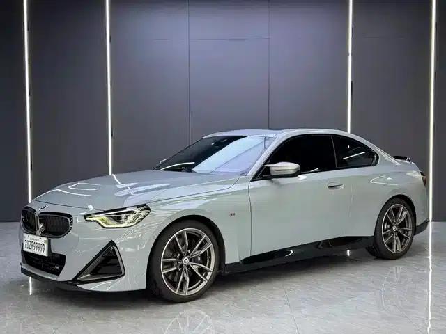 2023 BMW M240i
