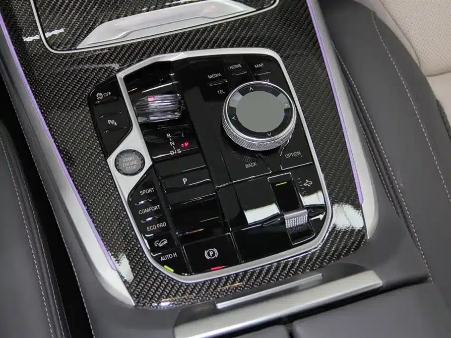2023 BMW X7 M60i xDrive M60i — миниатюра 31