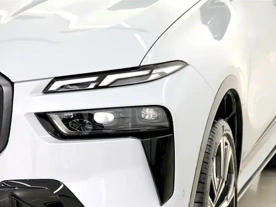 2023 BMW X7 M60i xDrive M60i — миниатюра 36