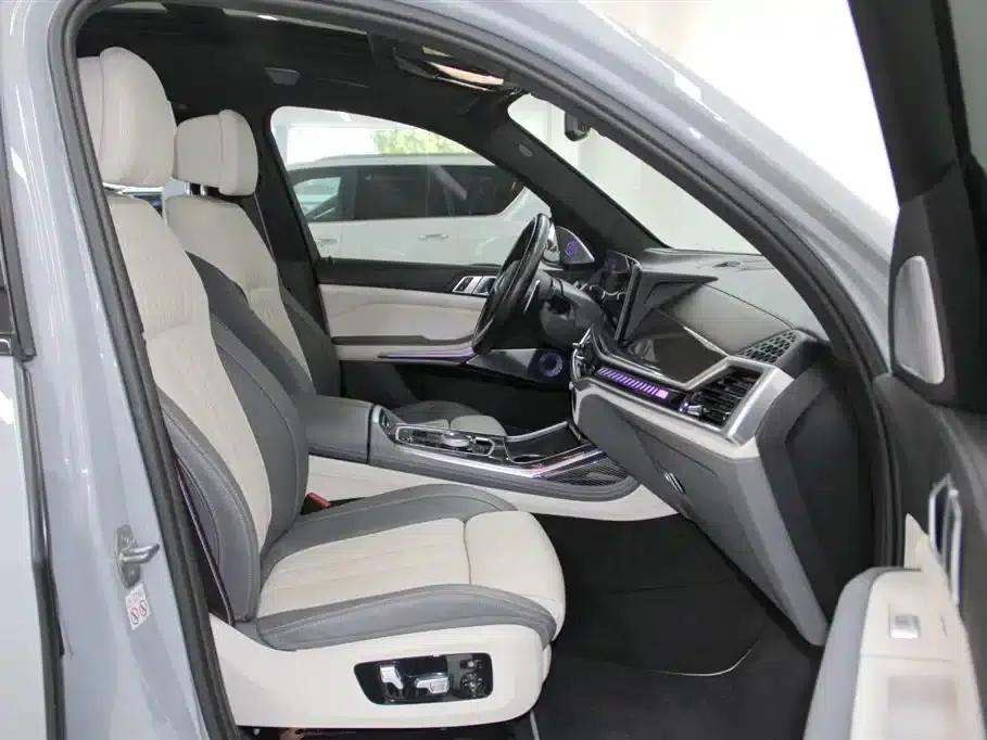 2023 BMW X7 M60i xDrive M60i — миниатюра 10