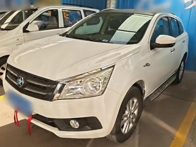 Venucia T70 2015 2.0L CVT Smart Choice Edition