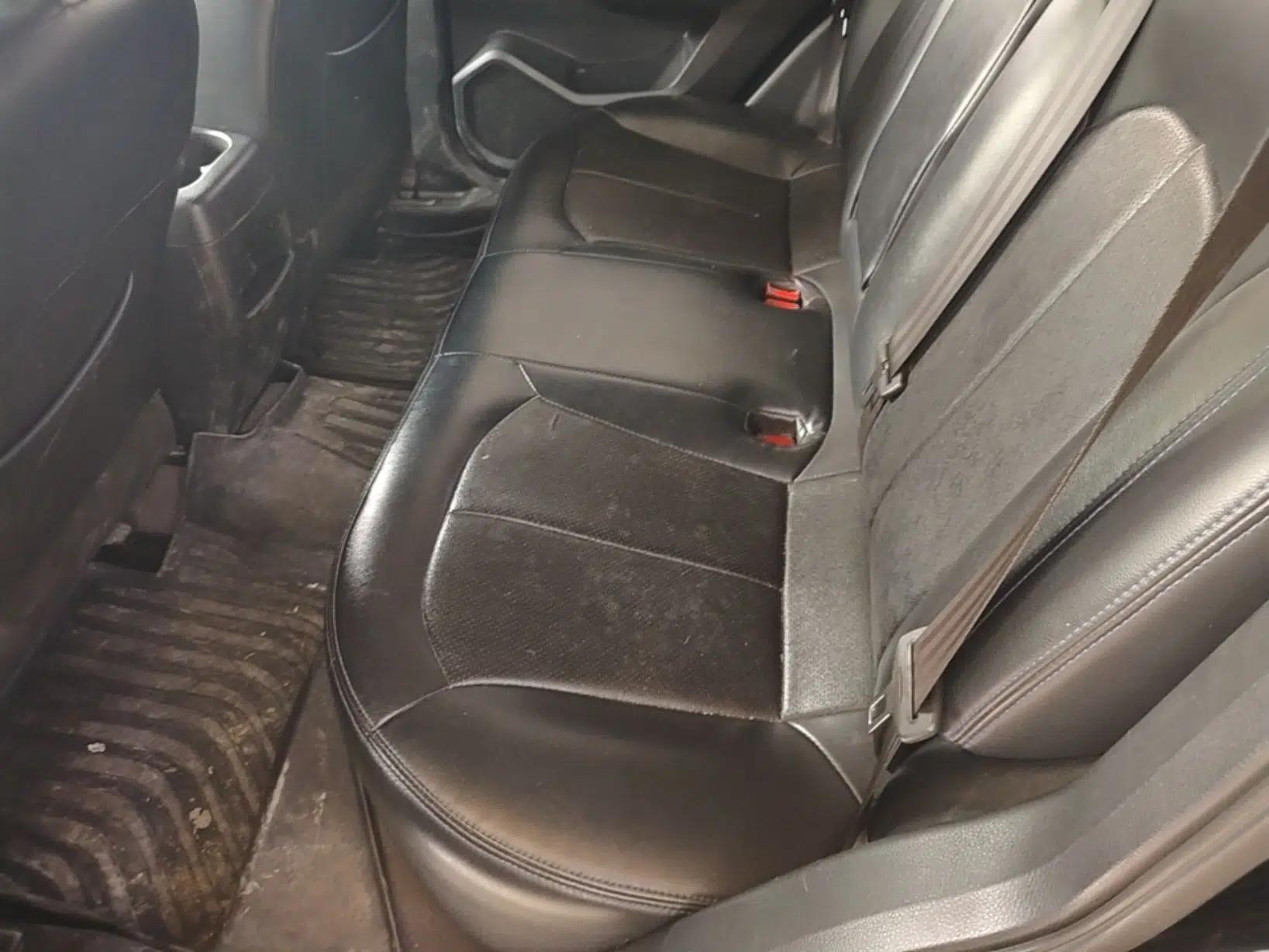 Venucia T70 2016 1.6L Manual Ruixing Edition — миниатюра 19