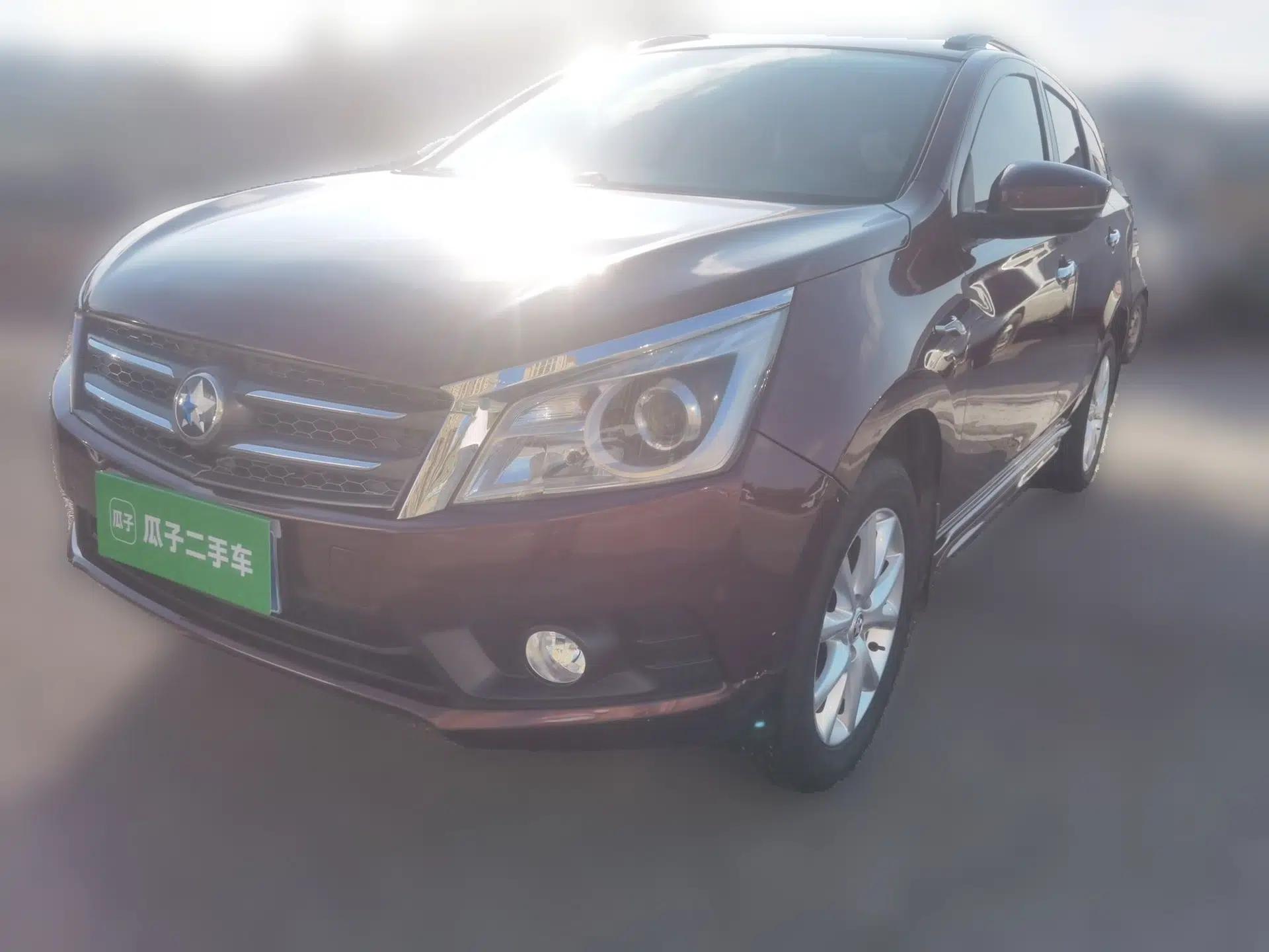 Venucia T70 2015 2.0L Manual RuiXiang Edition — миниатюра 1