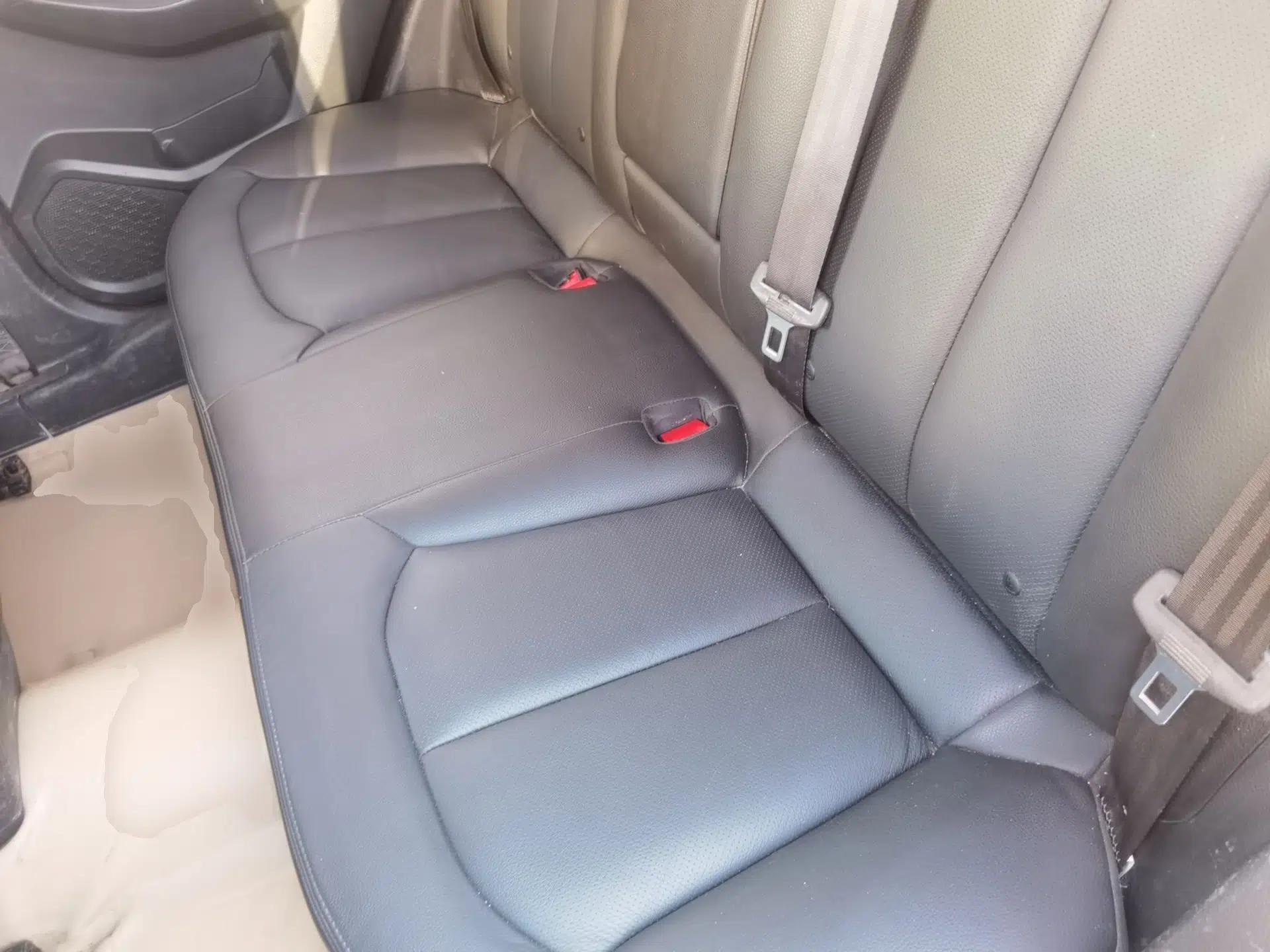 Venucia T70 2015 2.0L Manual RuiXiang Edition — миниатюра 18