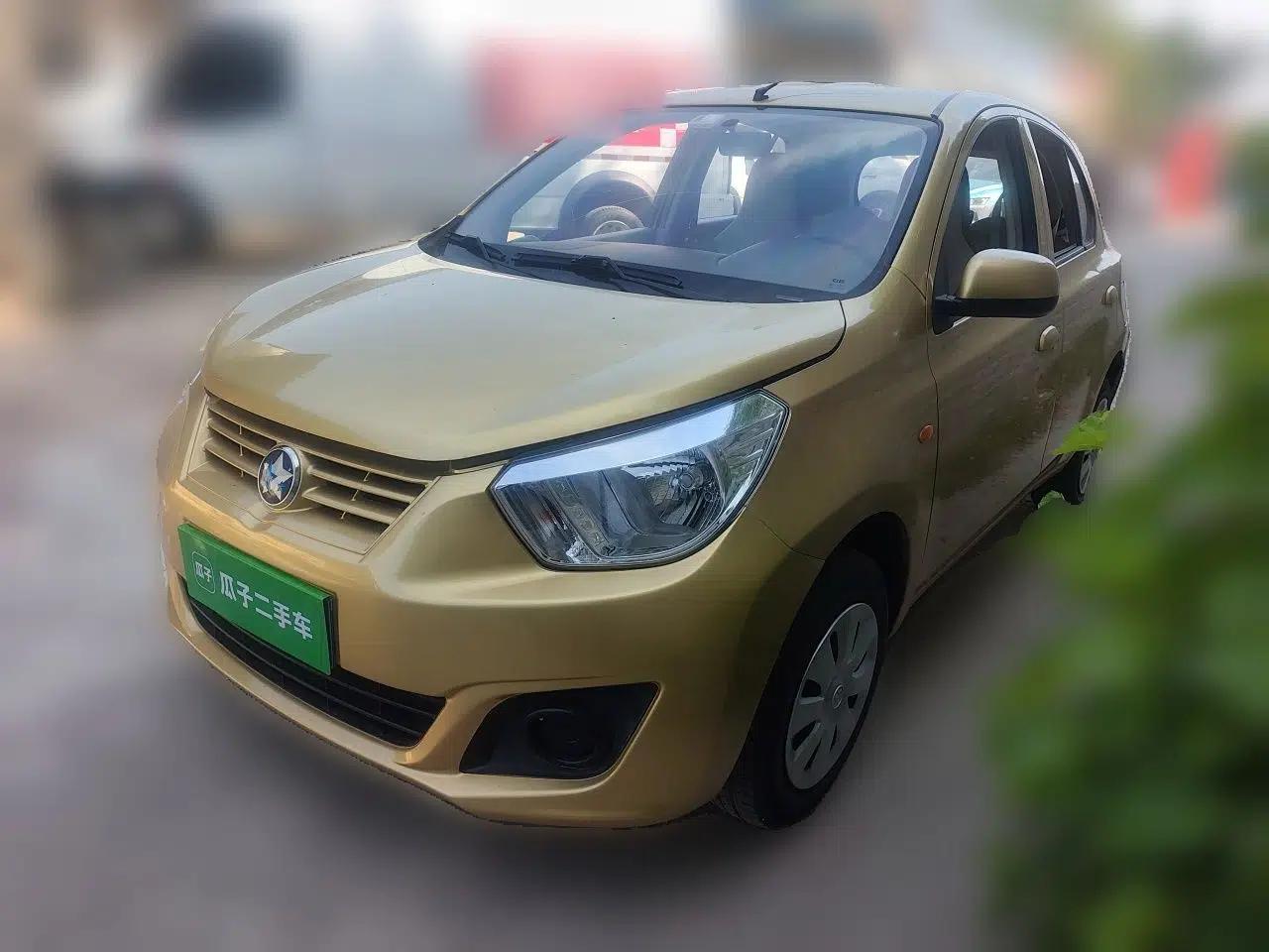 Venucia R30 2016 1.2L Manual Enjoyment Edition — миниатюра 1