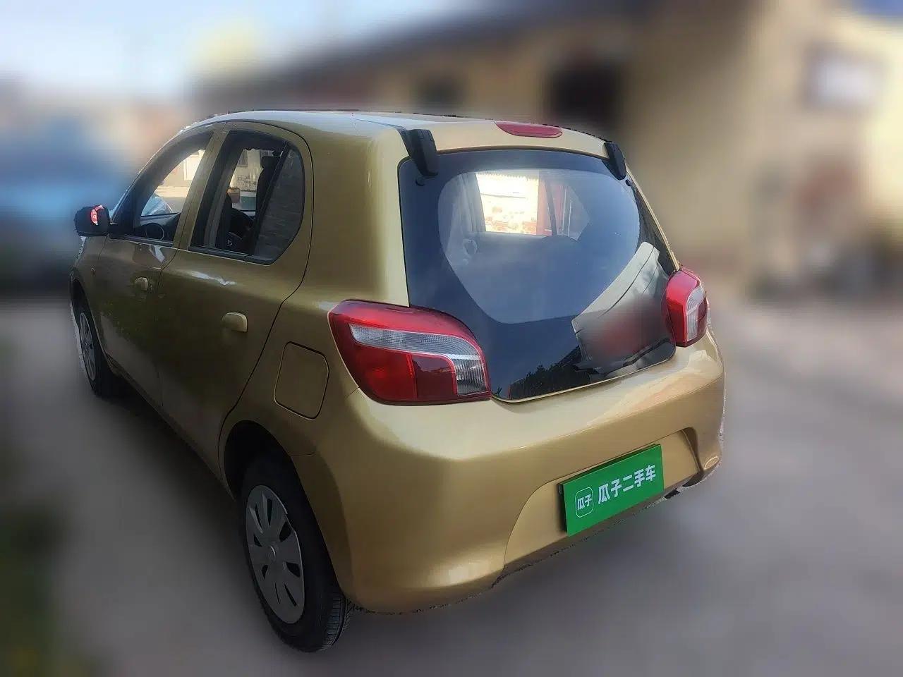 Venucia R30 2016 1.2L Manual Enjoyment Edition — миниатюра 4