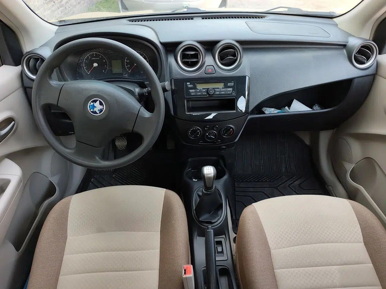 Venucia R30 2016 1.2L Manual Enjoyment Edition — миниатюра 10