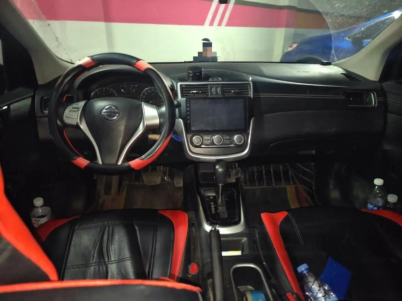 Nissan Tiida 2016 1.6L CVT Cool Dynamic Edition — миниатюра 10